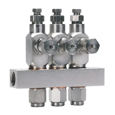 GRACO 24F546 GL-43 Oil Injector, Carbon Steel, 3-Injector Manifold 1/8 BSPP x 6 mm