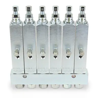 GRACO 24X806 GL-1 X Grease Injector, Six Point