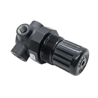 GRACO 15T499 - Low Volume Relieving Air Regulator, 300 PSI