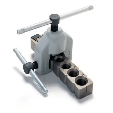 RIDGID 23332 Pipe Flaring Tool for 45-Degree Flares