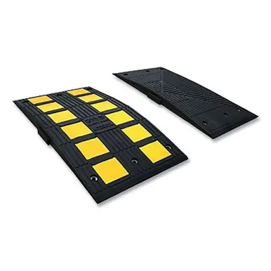 NoTrax GNRS351VYB Speed Bump, 35.4" x 19.7" x 2", Black/Yellow