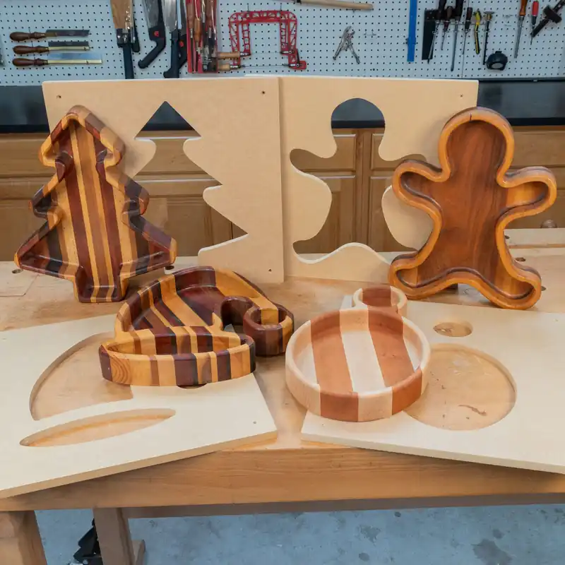 Infinity Tools 4-Pc. Christmas Tray Template Package